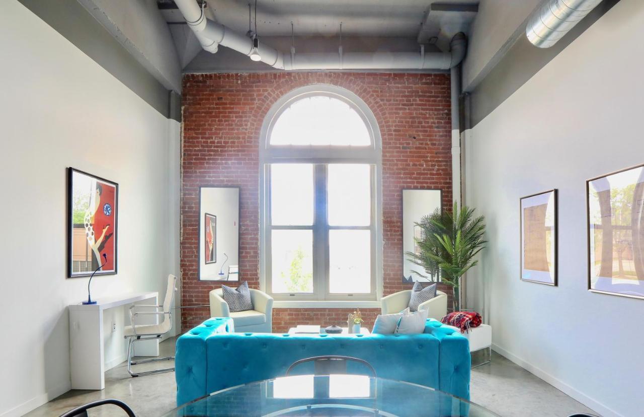 Frontdesk Historic Kcy Flats With Rooftop Deck Kansas City Eksteriør bilde