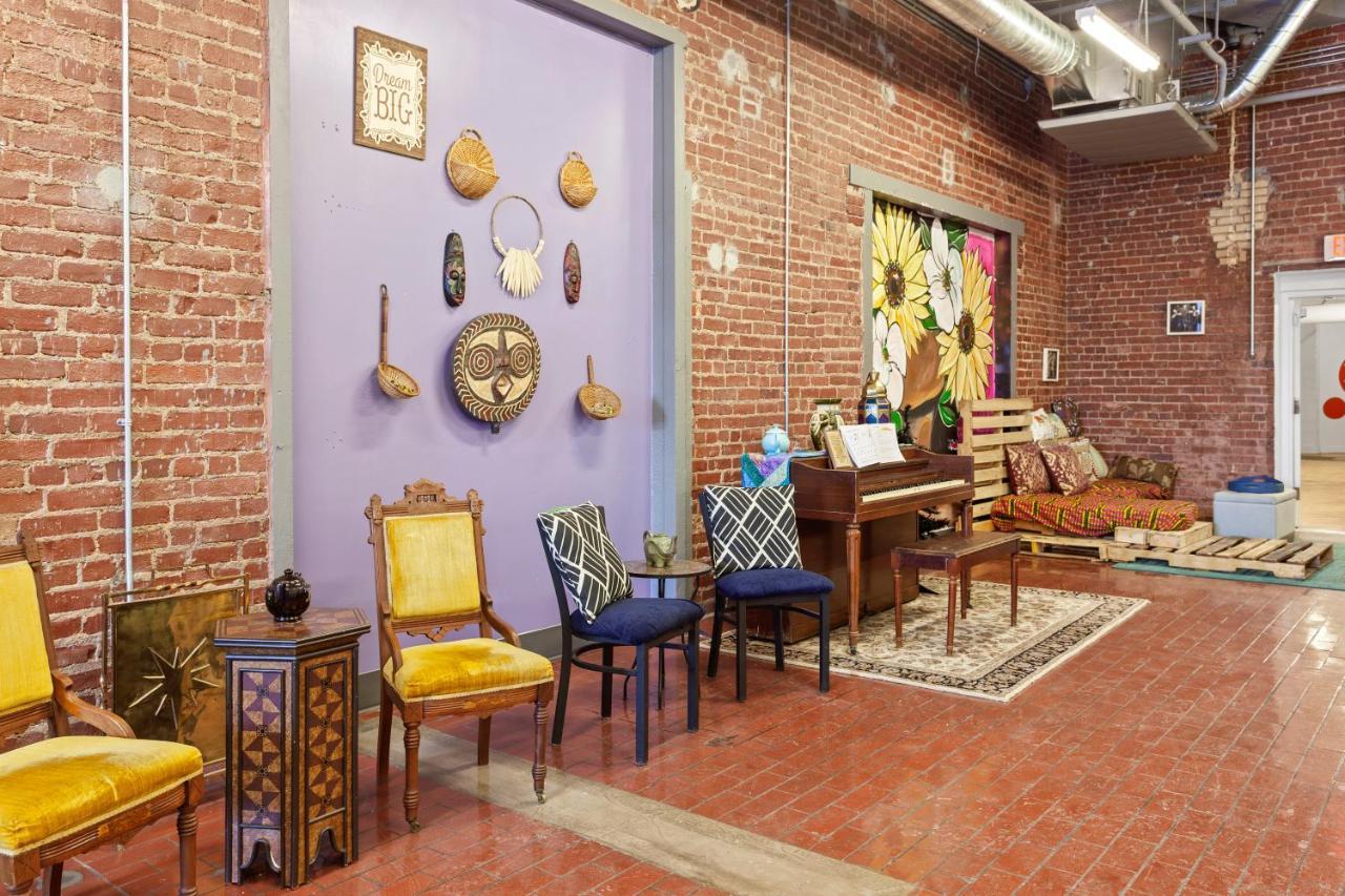 Frontdesk Historic Kcy Flats With Rooftop Deck Kansas City Eksteriør bilde